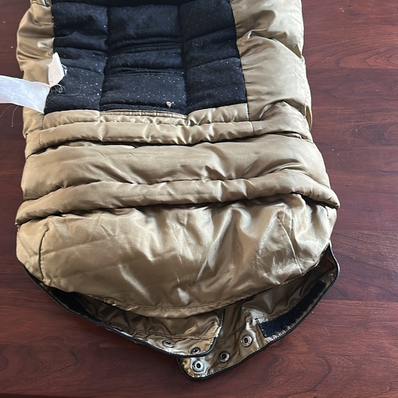 7 AM Enfant Gold Stroller Bunting Blanket - Picture 8 of 9